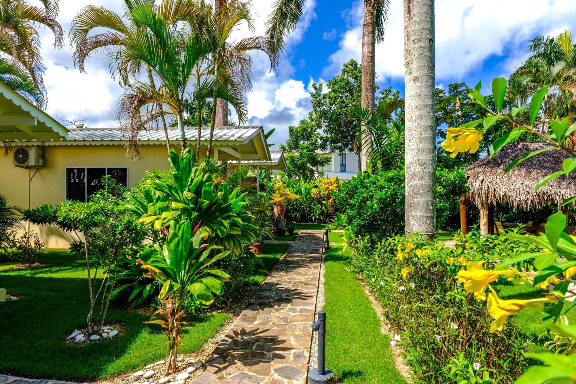 Hotel Enjoy Las Terrenas Exterior foto